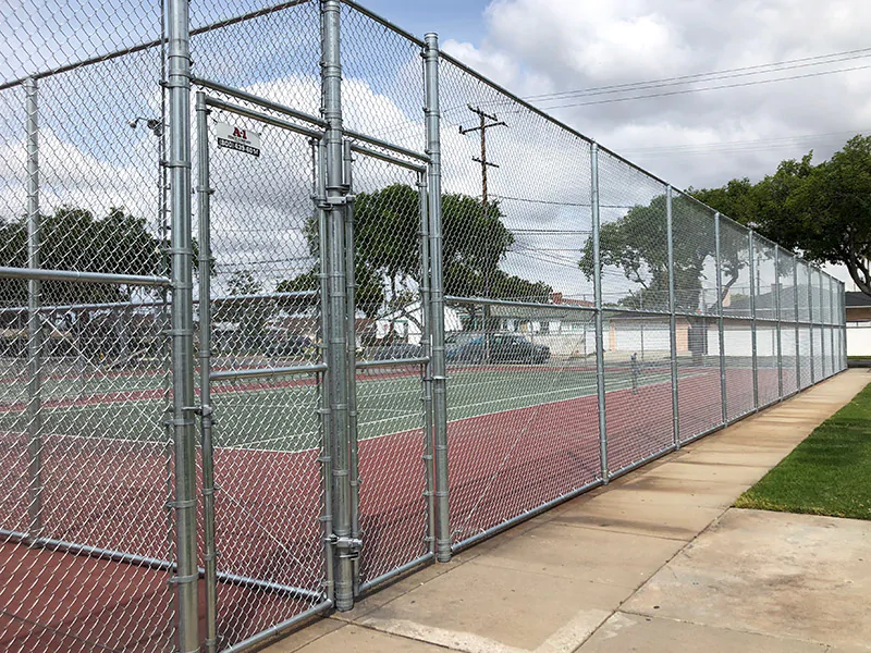 chain link fence